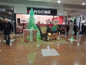 2024 12 18 TOULON LES ILLUMINATIONS DE NOEL (1)